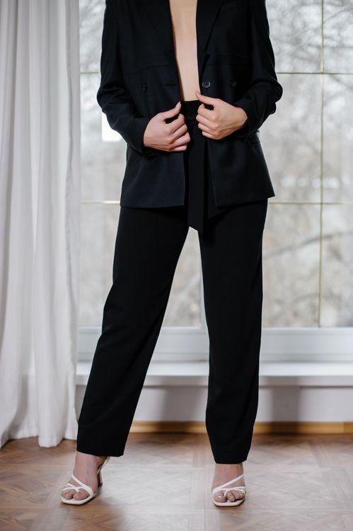 TROUSERS WITH ANKLE BELTS